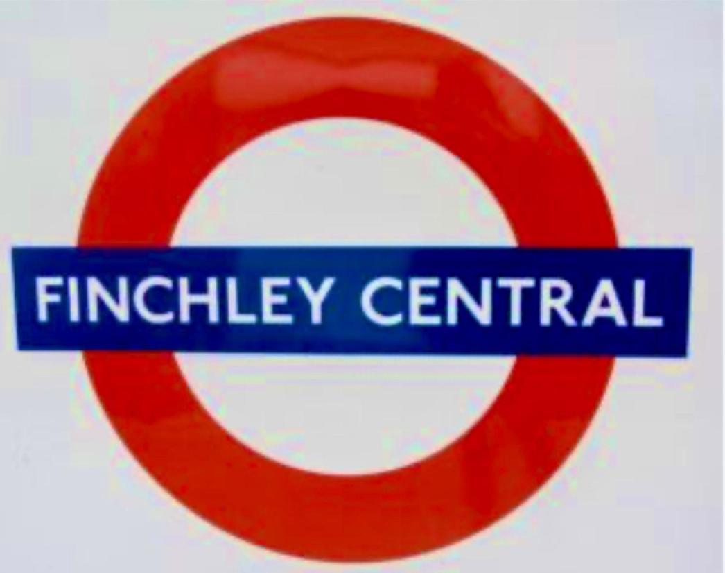 Amazing En-Suite Apartment In Finchley Central ロンドン エクステリア 写真