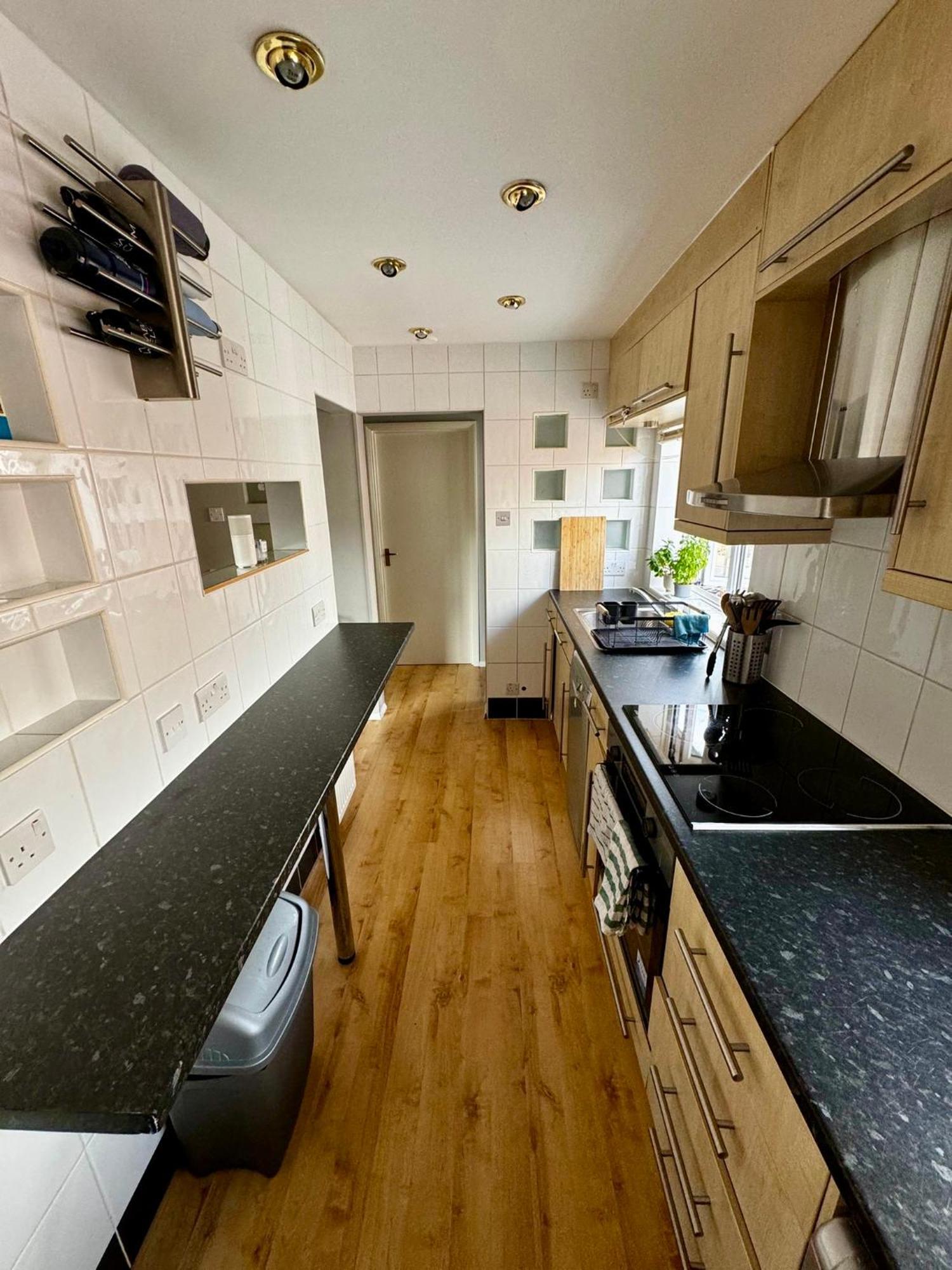 Amazing En-Suite Apartment In Finchley Central ロンドン エクステリア 写真